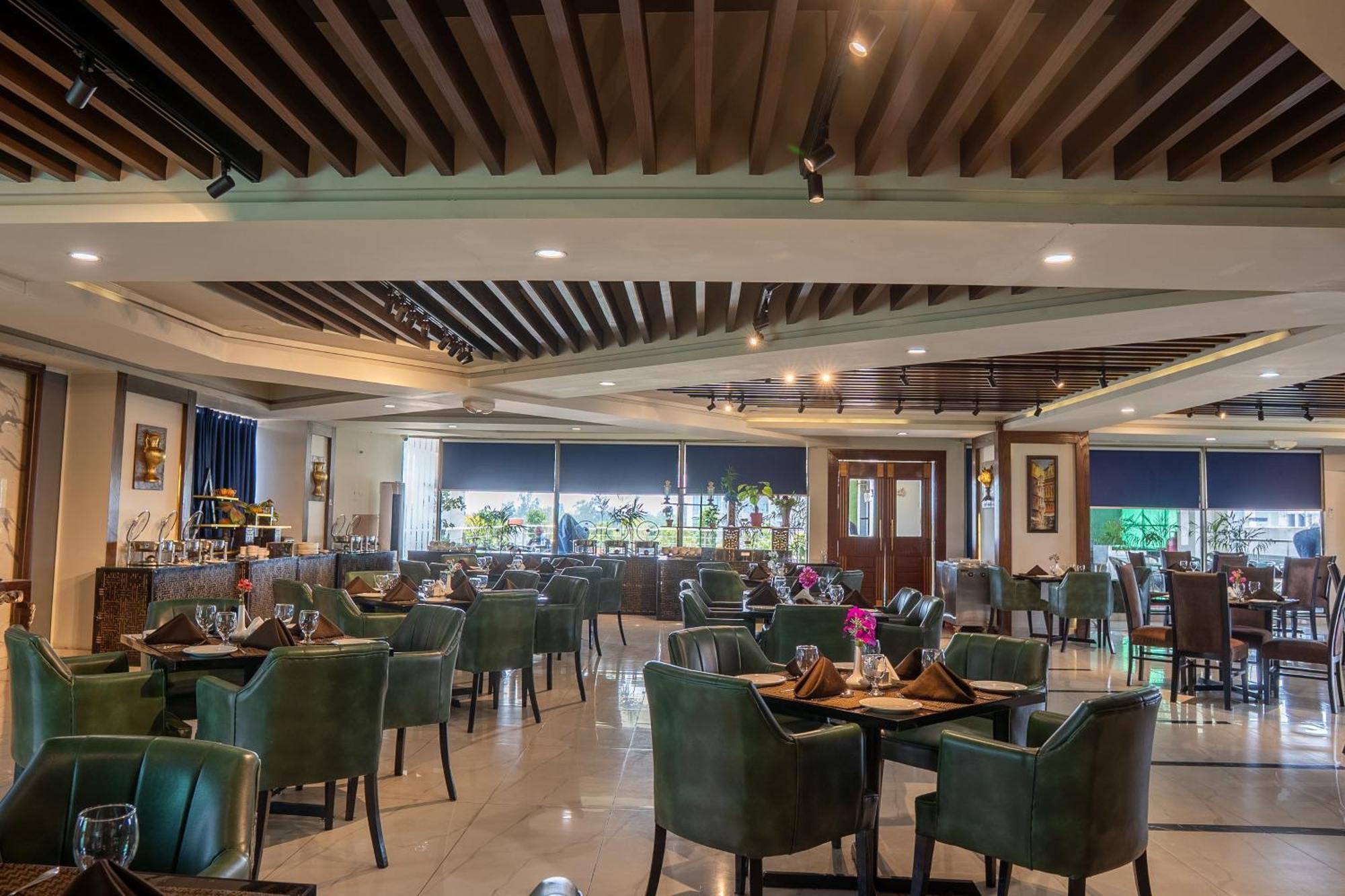Legend Hotel 이슬라마바드 외부 사진